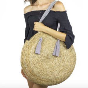 NWT Large Circle Straw Beach Bag
